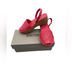Kenneth Cole Reaction Women's Vibrant Pink Wedges